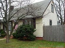 1st image of 2057 Baylis Ave