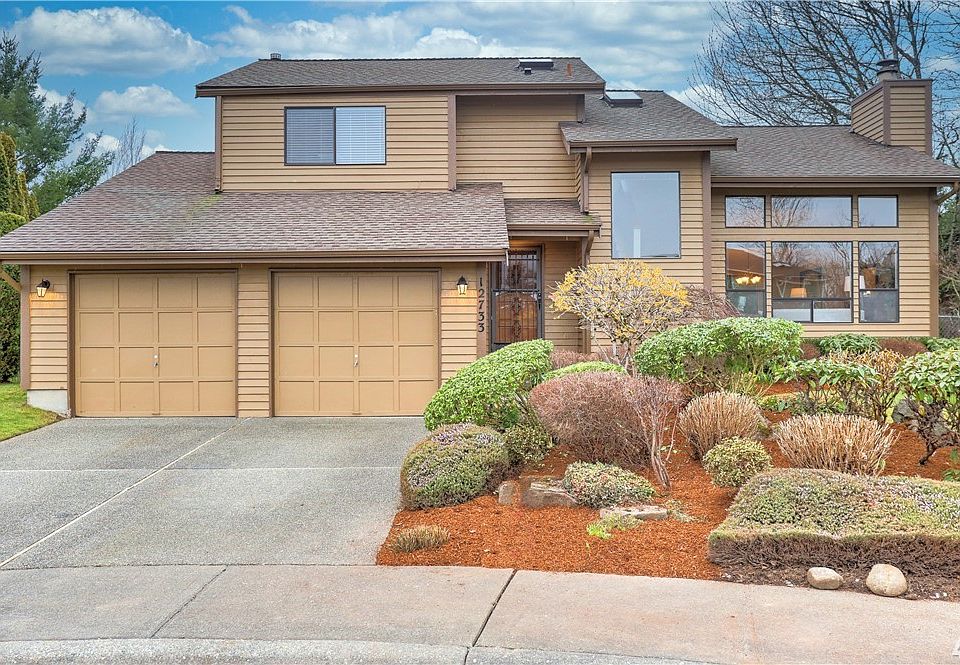 Gorgeous, two-story home in a quiet cul-de-sac within an easy, level stroll to Springwood Park. This 3 bedroom, 2.5 bath home has it all, featuring a two car-garage, shed and approximately 1,600 square feet that is move-in ready for you! Close to Costco, grocery store, shopping and all conveniences. Over $35k of upgrades throughout the home.