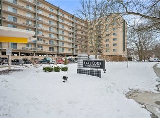 10301 Lake Ave APT 502, Cleveland, OH