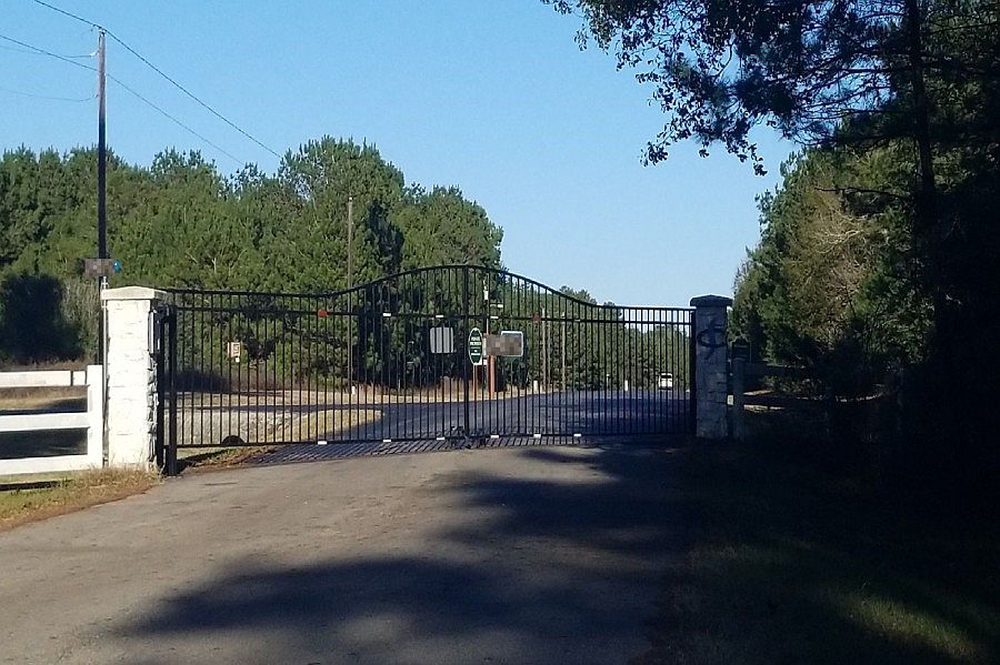 1st image of 27777 E Stallion Ln