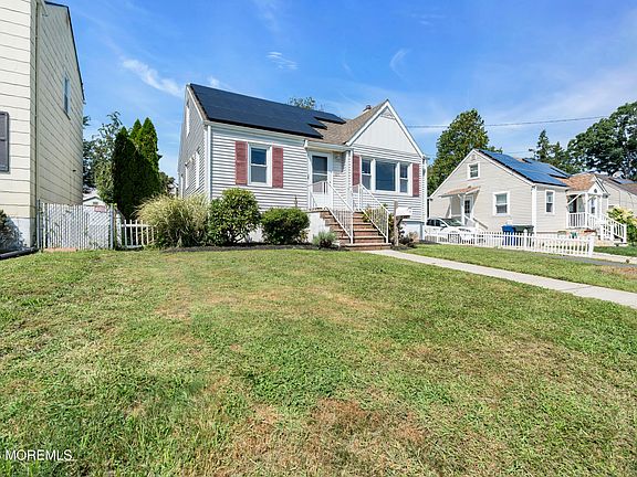 2nd image of 1311 Stewart Avenue