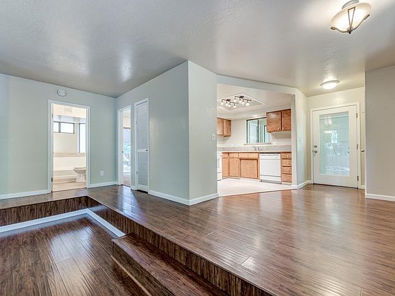 4th image of 2741 Alder Dr