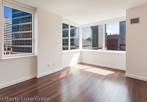 4th image of 200 E End Ave #17D