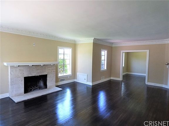 2nd image of 903 N Bel Aire Dr