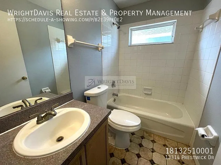 13314 Prestwick Dr — Photo 20