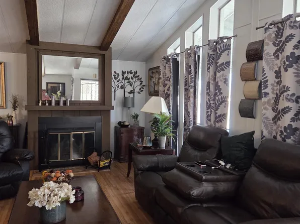 17 Bradley Ln, Antioch, CA 94509