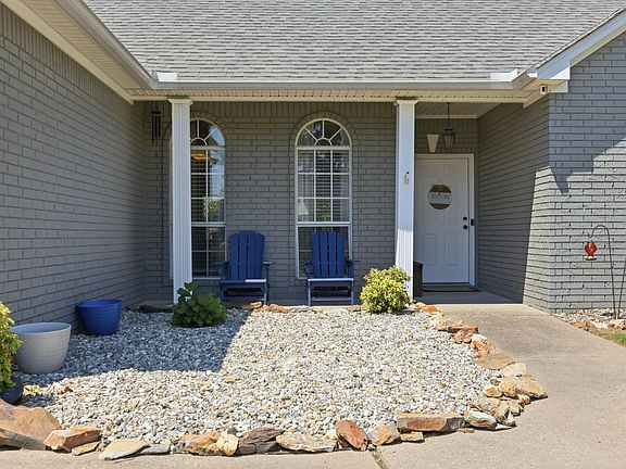2nd image of 1708 Pleasant Pointe Cir