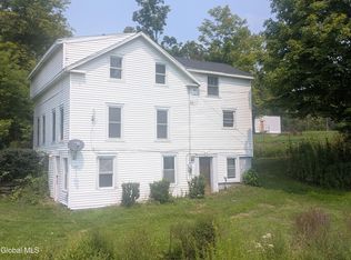 1276 Buskirk West Hoosick Rd, Hoosick Falls, NY 12090