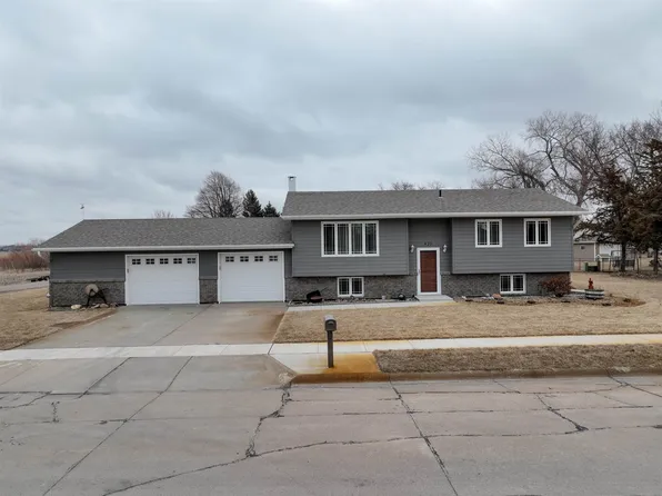 420 28th St, Columbus, NE 68601