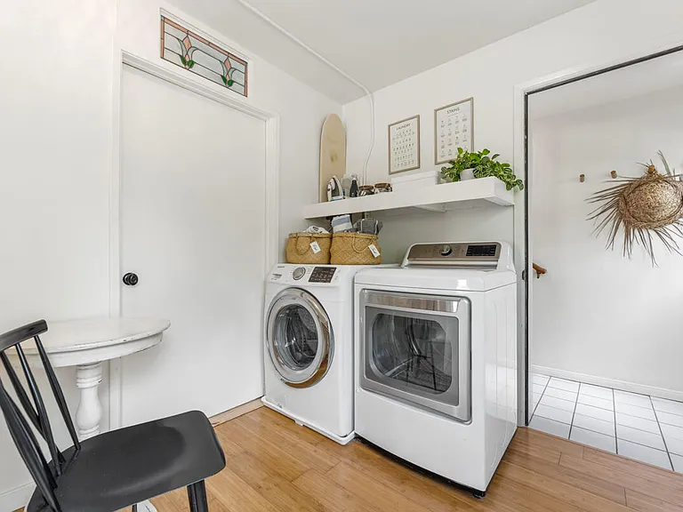 3175 Serena Ave #B — Photo 18