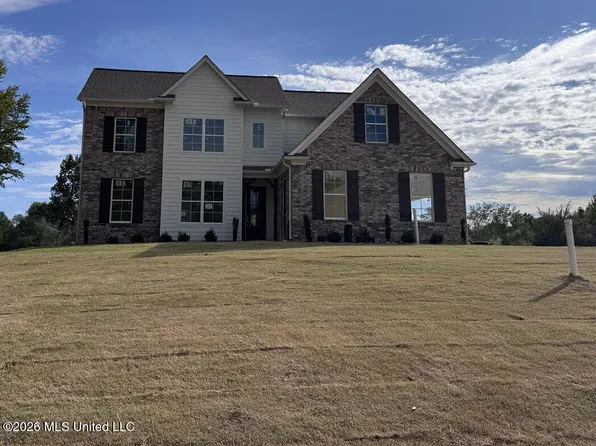 7327 Newbury Dr, Olive Branch, MS 38654