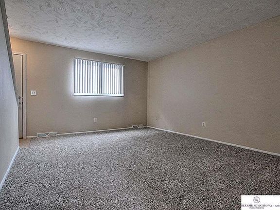 4th image of 1901 Winnie Dr APT 4