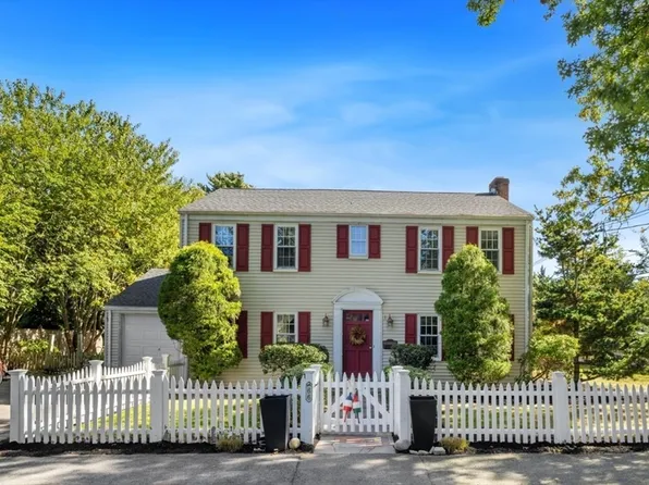 66 Lincoln Cir, Swampscott, MA 01907