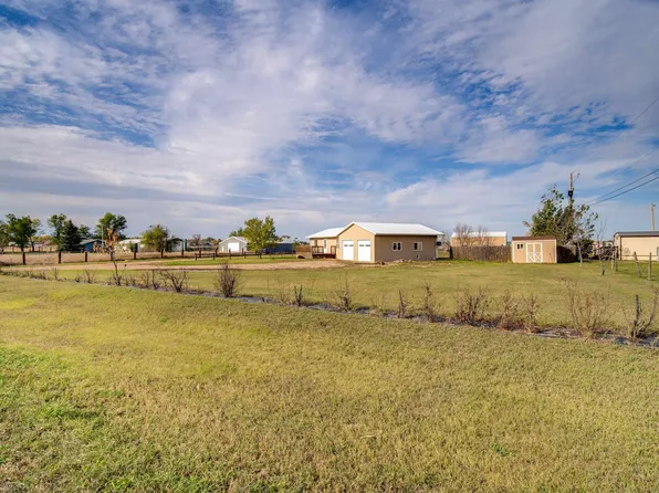 2243 Norman Ln, Belle Fourche, SD 57717