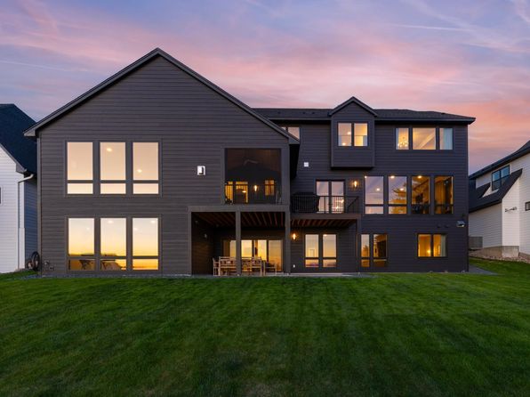 6297 Yuma Ln N, Maple Grove, MN 55311