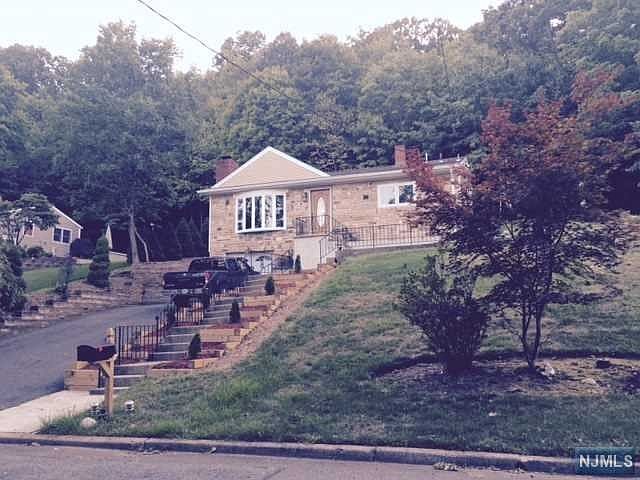 2nd image of 187 Hillside Dr