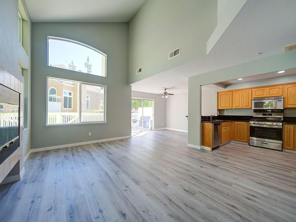 1st image of 6993 Rodling Dr