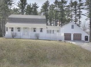 4 Stevens Rd, Pelham, NH 03076
