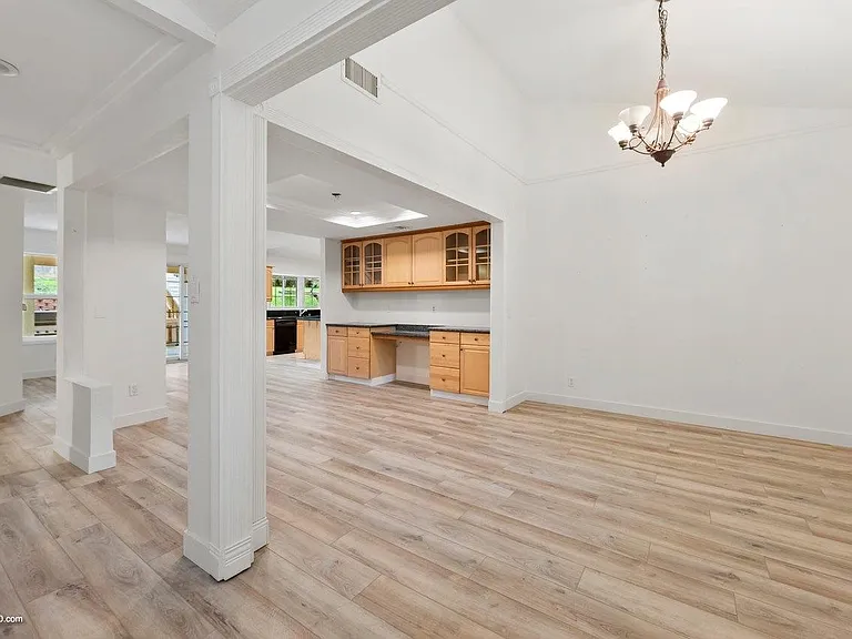 1654 Candlelight Ave — Photo 10