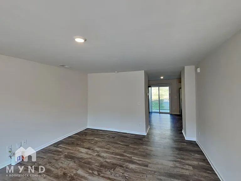 2042 Ryker Davis Ln — Photo 9