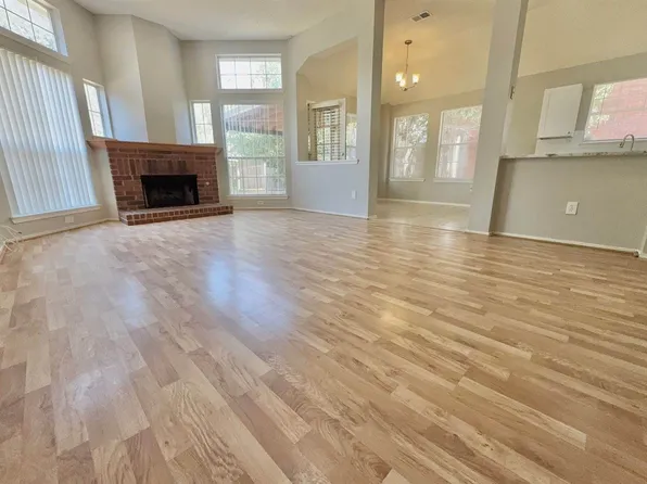 1912 Centenary Dr, Flower Mound, TX 75028