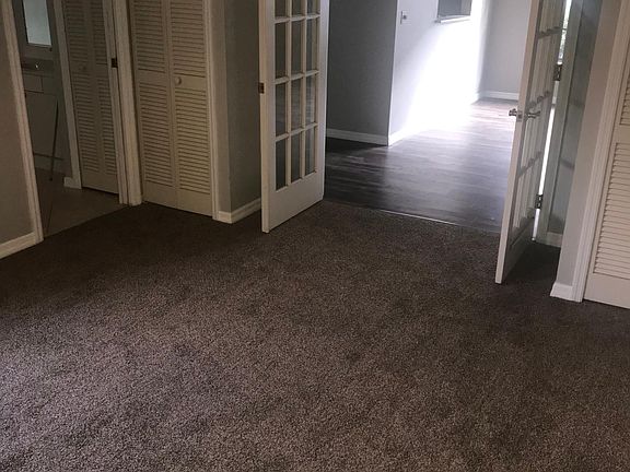 5th image of 1005 Belleflower Dr