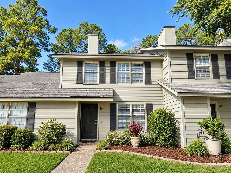 66 Hidden Lake Ct