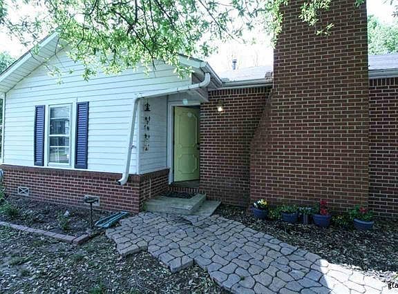 2nd image of 305 N Central Ave