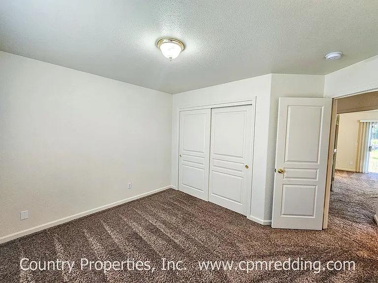 971 Paramount Way — Photo 21