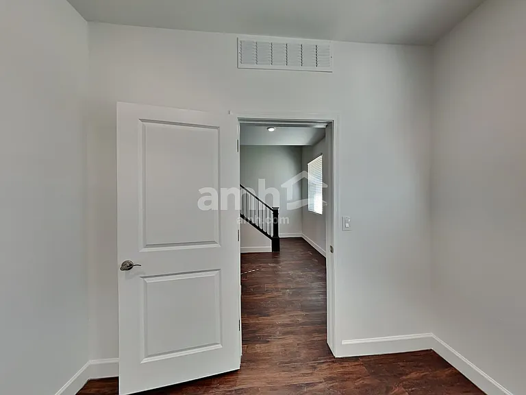 6191 Calle Bilboa — Photo 8