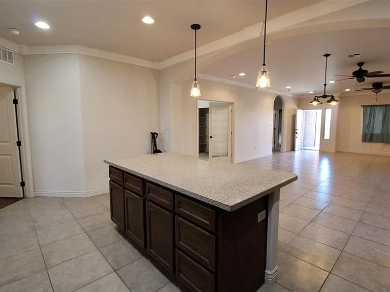 8218 E Paraiso Pkwy — Photo 2