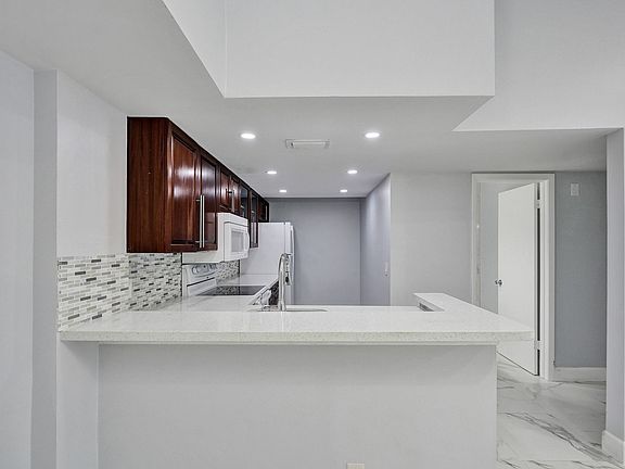 3rd image of 10709 Cleary Blvd APT 305
