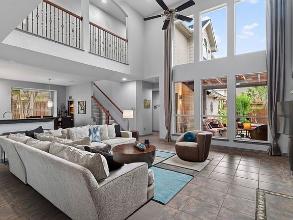 3rd image of 3619 Barkwood Ln