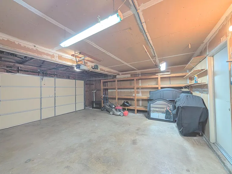 10988 Mira River Ct — Photo 32