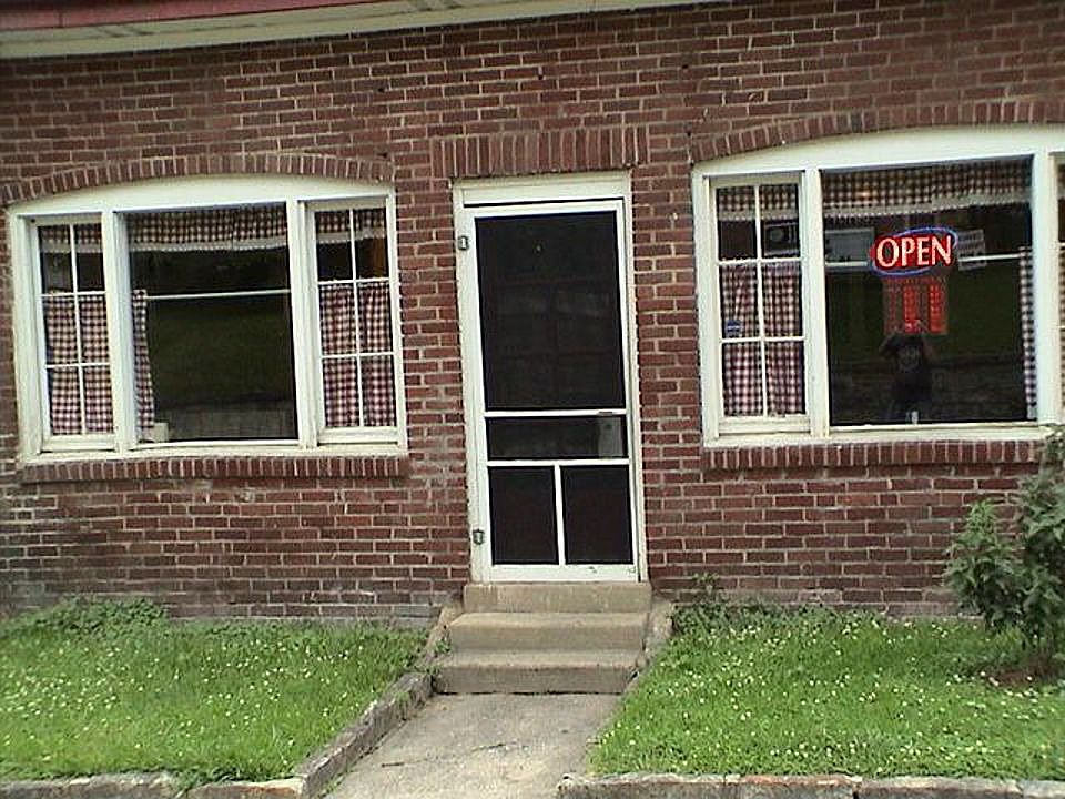 401 Main St, Mount Hope, WV 25880 Zillow