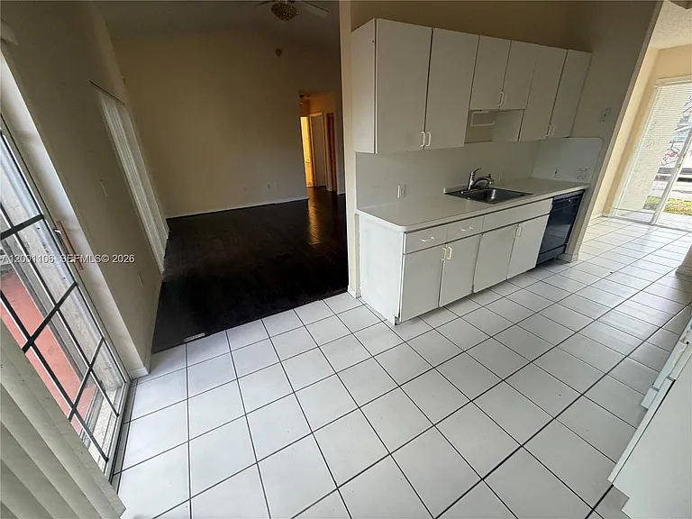 960 NE 214th Ln #4 — Photo 11