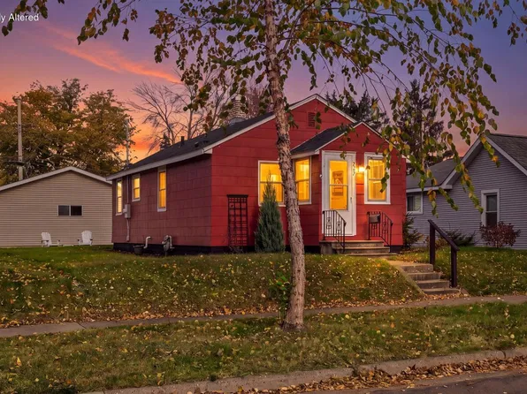 2207 Park AVENUE, La Crosse, WI 54601