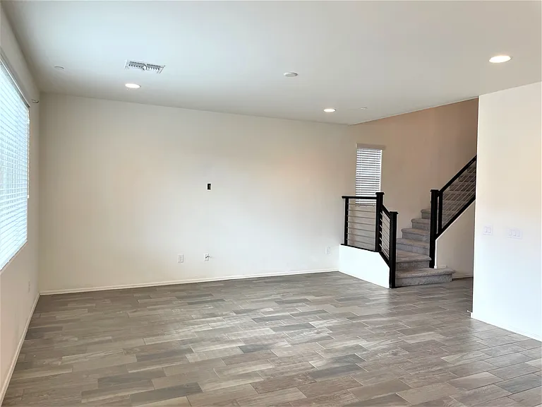 9450 N Andrina Dr — Photo 12
