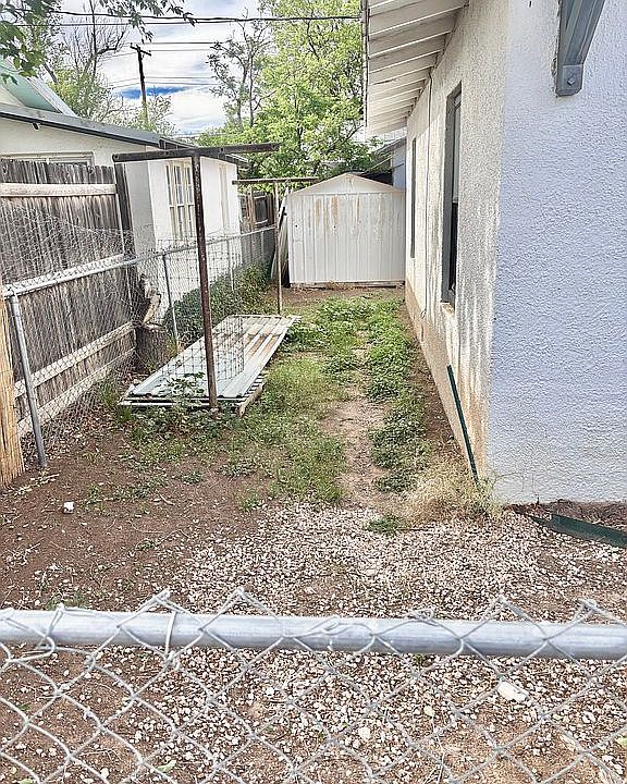 1st image of 503 Tippett Pl