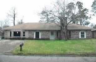 1st image of 481 Mose Dr