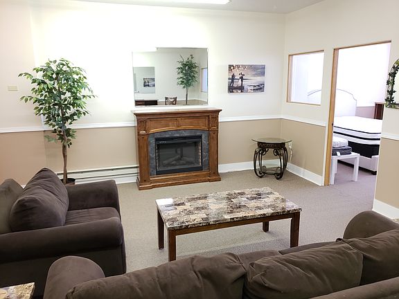 Apartment living with electricfireplace
