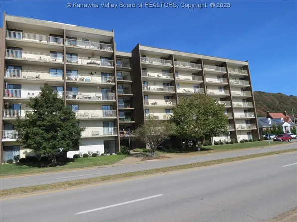 2106 Kanawha Blvd E APT 717, Charleston, WV 25311