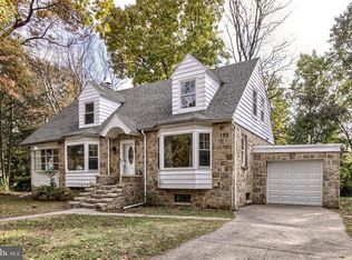 3541 Schoolhouse Ln, Harrisburg, PA 17109