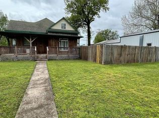 235 S Delaware Ave, Columbus, KS 66725