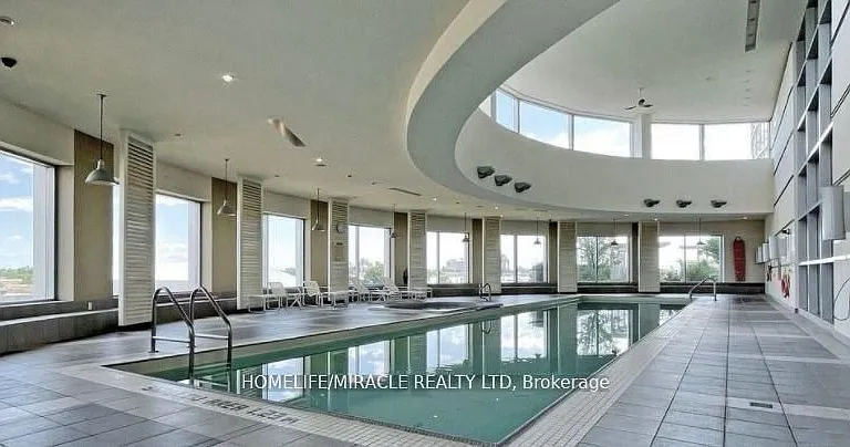 36 Lee Centre Dr #2106 — Photo 23