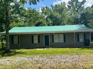 41 Day Rolfe Rd, Laceys Spring, AL 35754