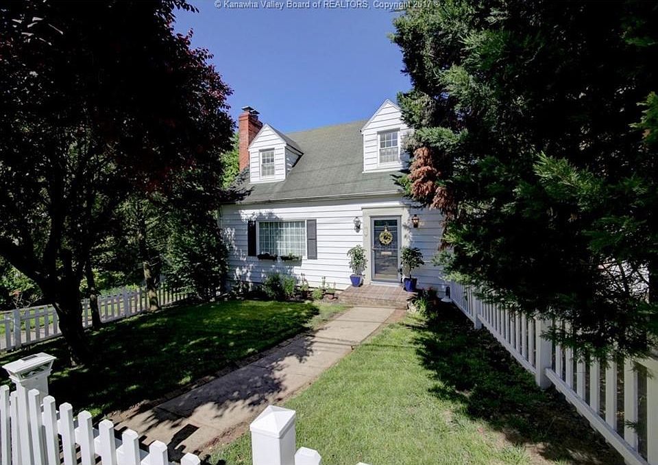 1st image of 943 Somerset Dr