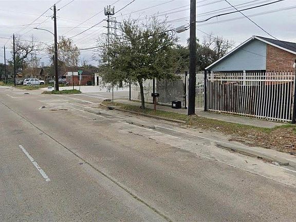 4th image of 5405 Elysian St