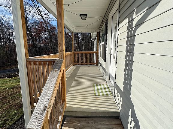 2nd image of 215 Chickasaw Dr