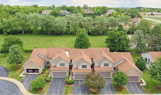 127 Fawn Ln photo 1